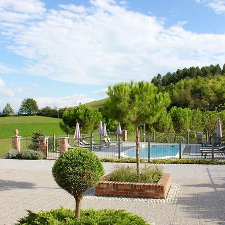 Cascina Castagneto Hotel Castell'Alfero ภายนอก รูปภาพ