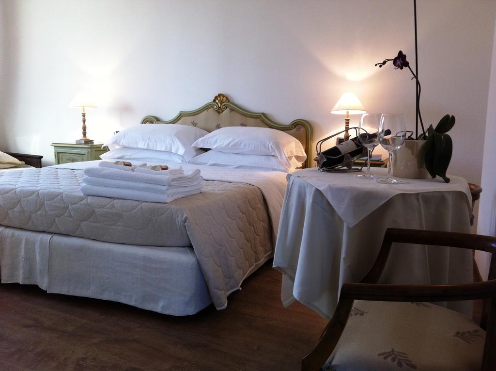 Cascina Castagneto Hotel Castell'Alfero ห้อง รูปภาพ