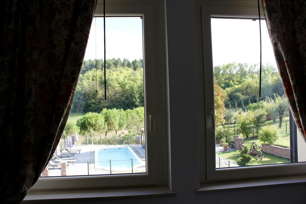 Cascina Castagneto Hotel Castell'Alfero ภายนอก รูปภาพ