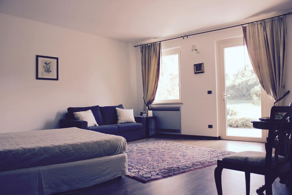 Cascina Castagneto Hotel Castell'Alfero ภายนอก รูปภาพ
