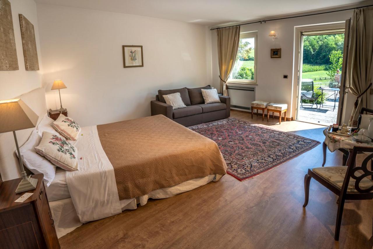 Cascina Castagneto Hotel Castell'Alfero ภายนอก รูปภาพ